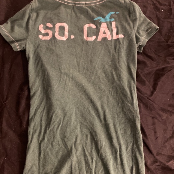 XS HOLLISTER shirt - Picture 2 of 3
